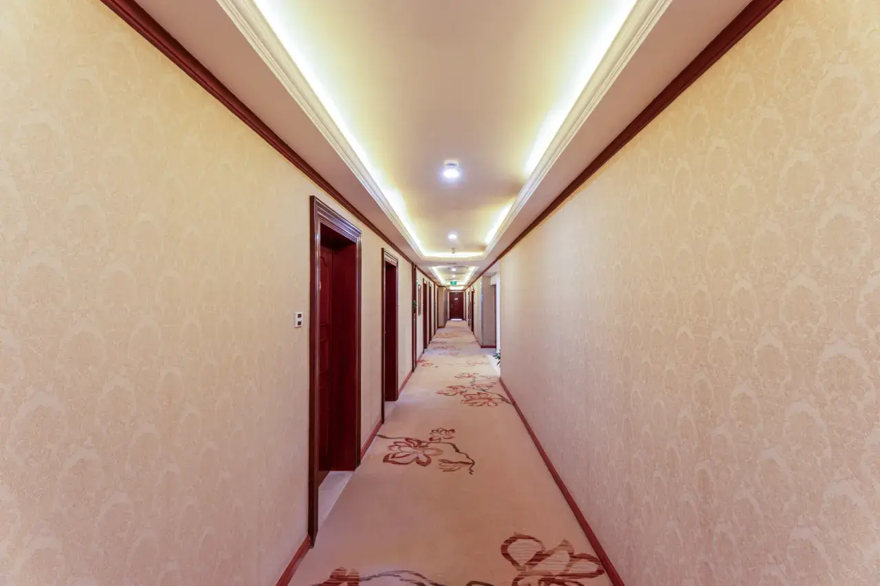 Shanghai Huaxi Meishi Hotel (30)
